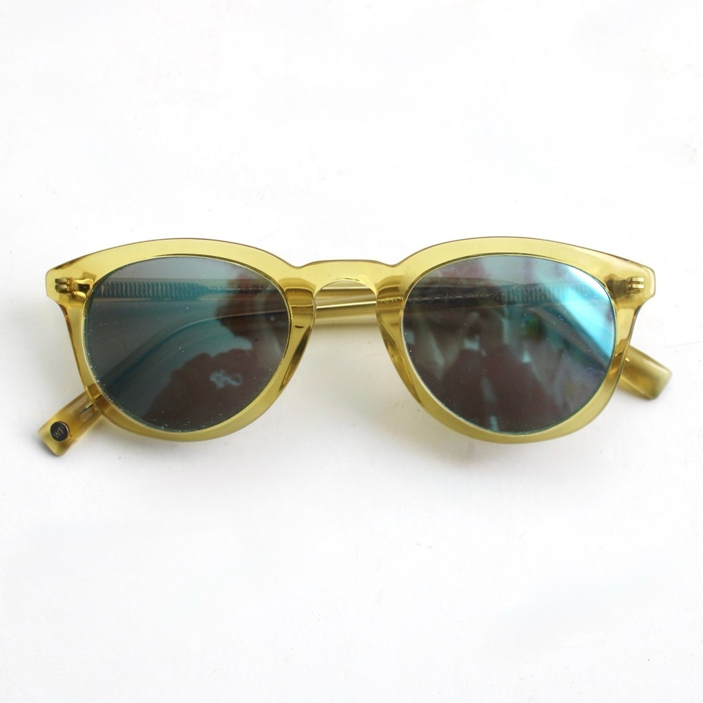 Warby Parker Downing 16 933 in Lemon Yellow with Blue Lenses Sunglasses Unisex - Picture 3 of 6
